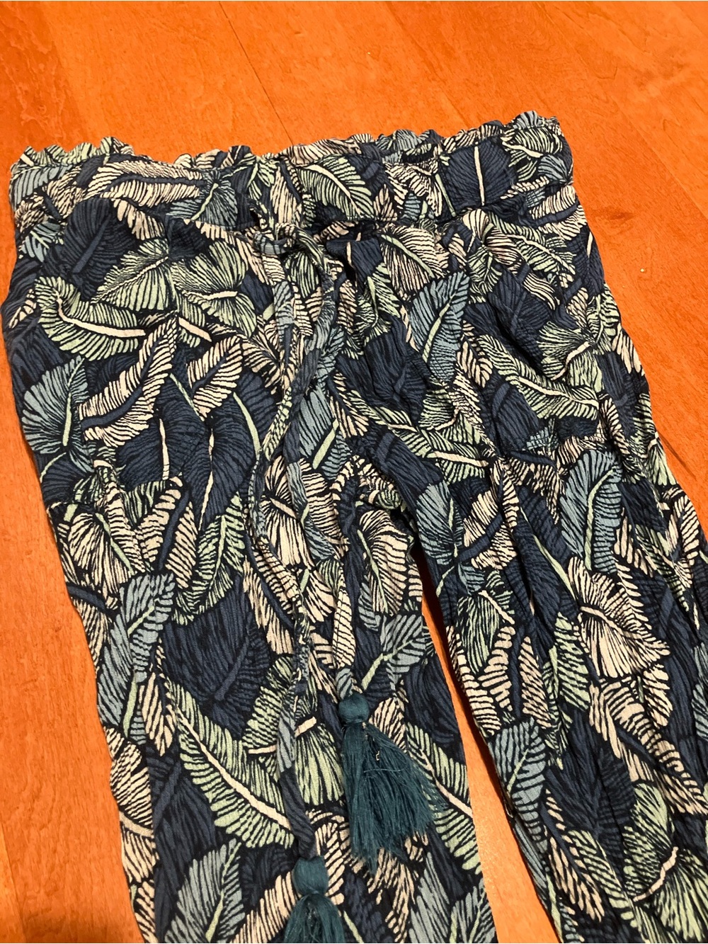 Tropical banana leaf print beach pants small NWOT